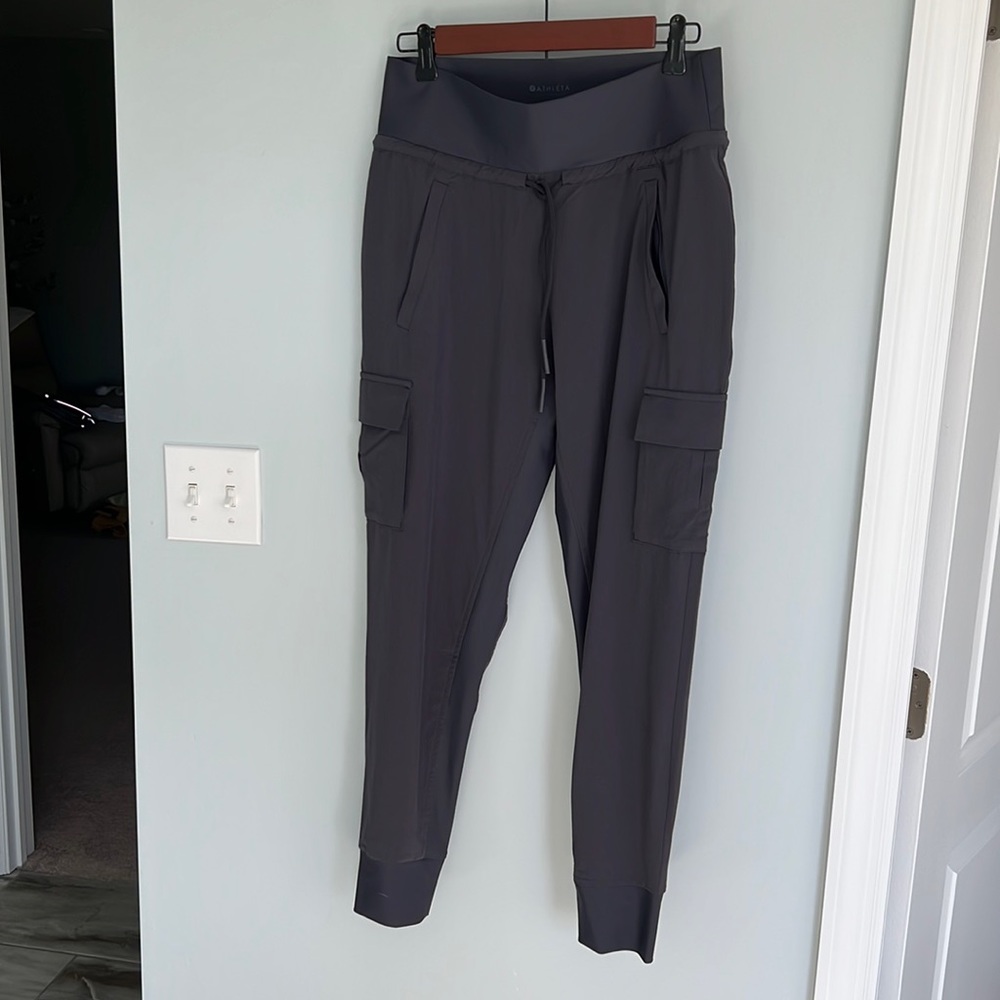 Athleta Sutton Jogger size 4